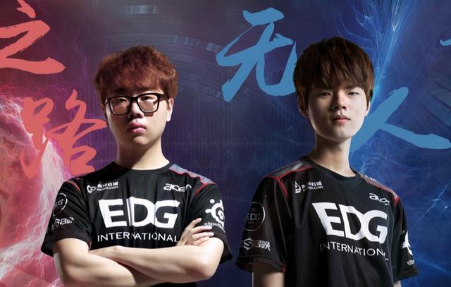 橄榄球一直 橄榄球一直