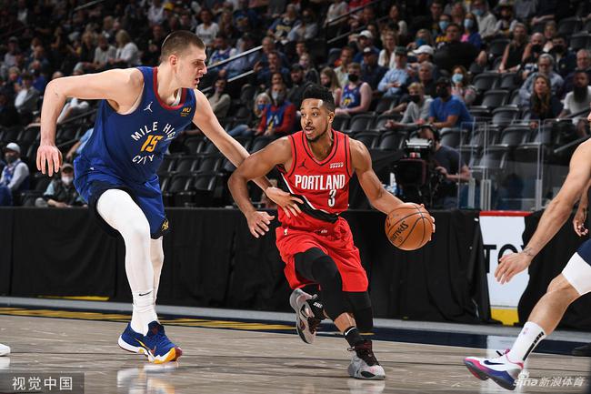 也使他能够 也使他能够