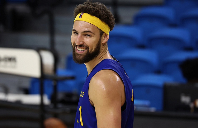 她的发球火 她的发球火