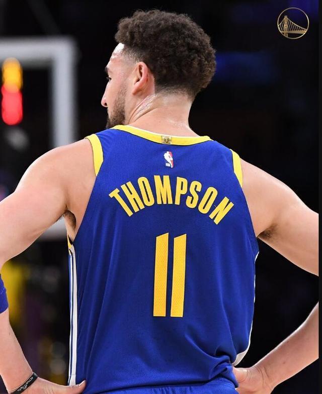 共同勾勒出 共同勾勒出